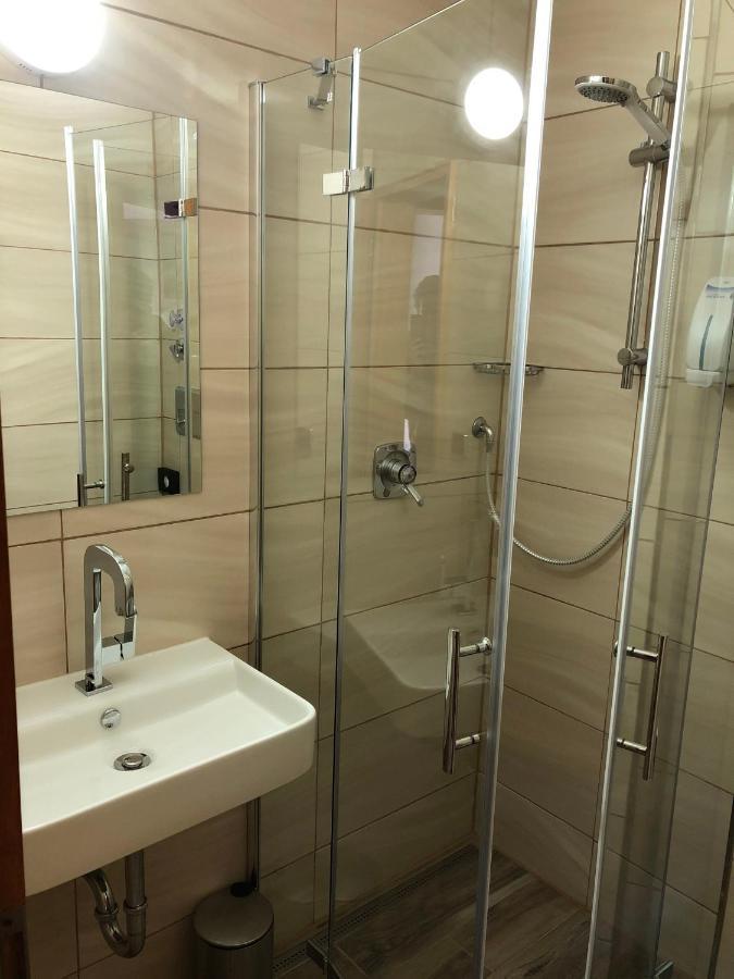 Ec Hotel Elchingen Zewnętrze zdjęcie